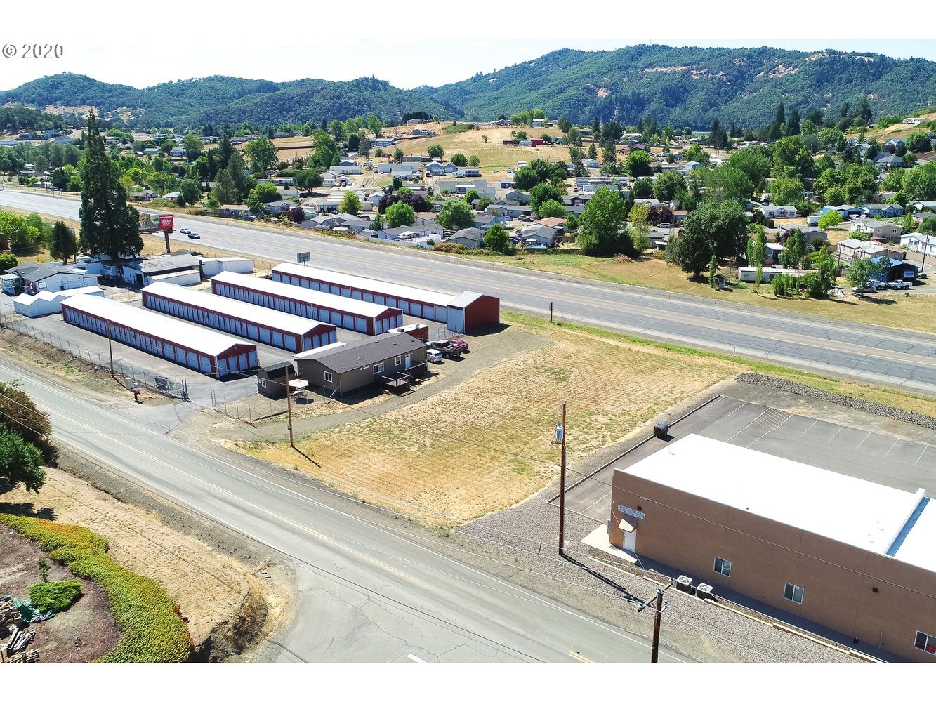 5060 Grange Rd, Roseburg, OR 97471